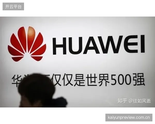 华为的云端优势与海康的硬件终端优势，将在2028年决战体育场馆客流模型的标准主导权
